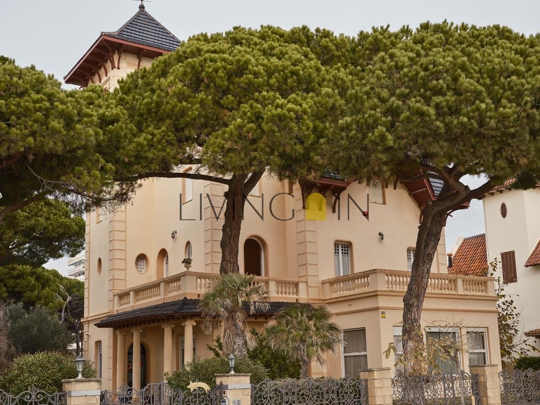 Villa in Sant Vicenc de Montalt, Catalonia, Spain 2 - 14071505
