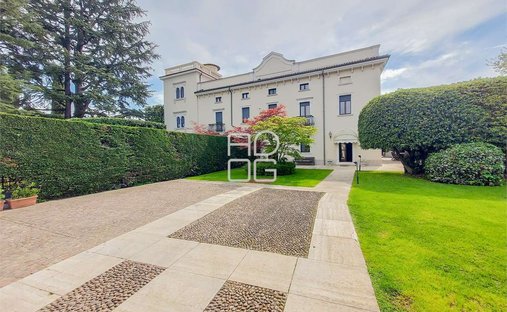 Villa a Desenzano Centro, Desenzano del Garda, Lombardia 1