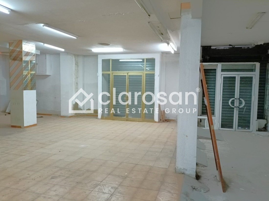 Commercial Premises For Sale In The Area Of Huelin, In Málaga