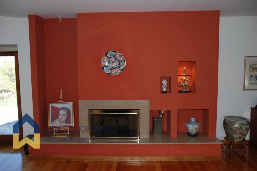House in Oropos, Attica, Greece 2 - 14072939