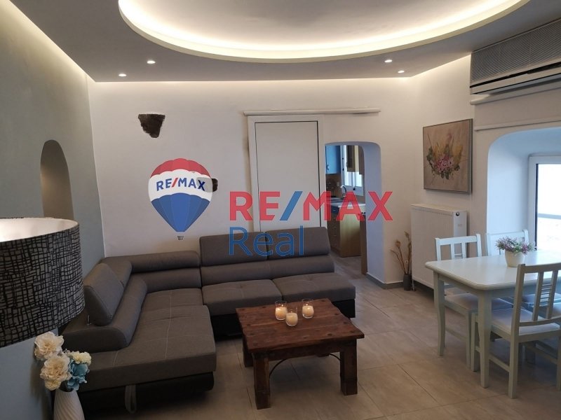 Villa in Thira, Aegean, Greece 2 - 14070735
