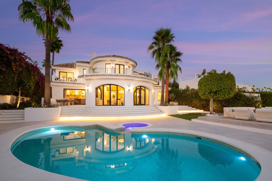 Villa in Nueva Andalucia, Marbella, Spain 2 - 14073442