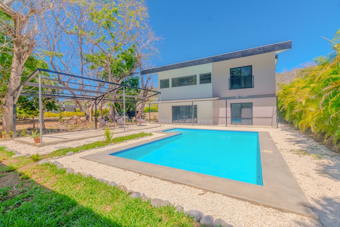 Villa in Tambor Beach, Puntarenas Province, Costa Rica 2 - 14069452