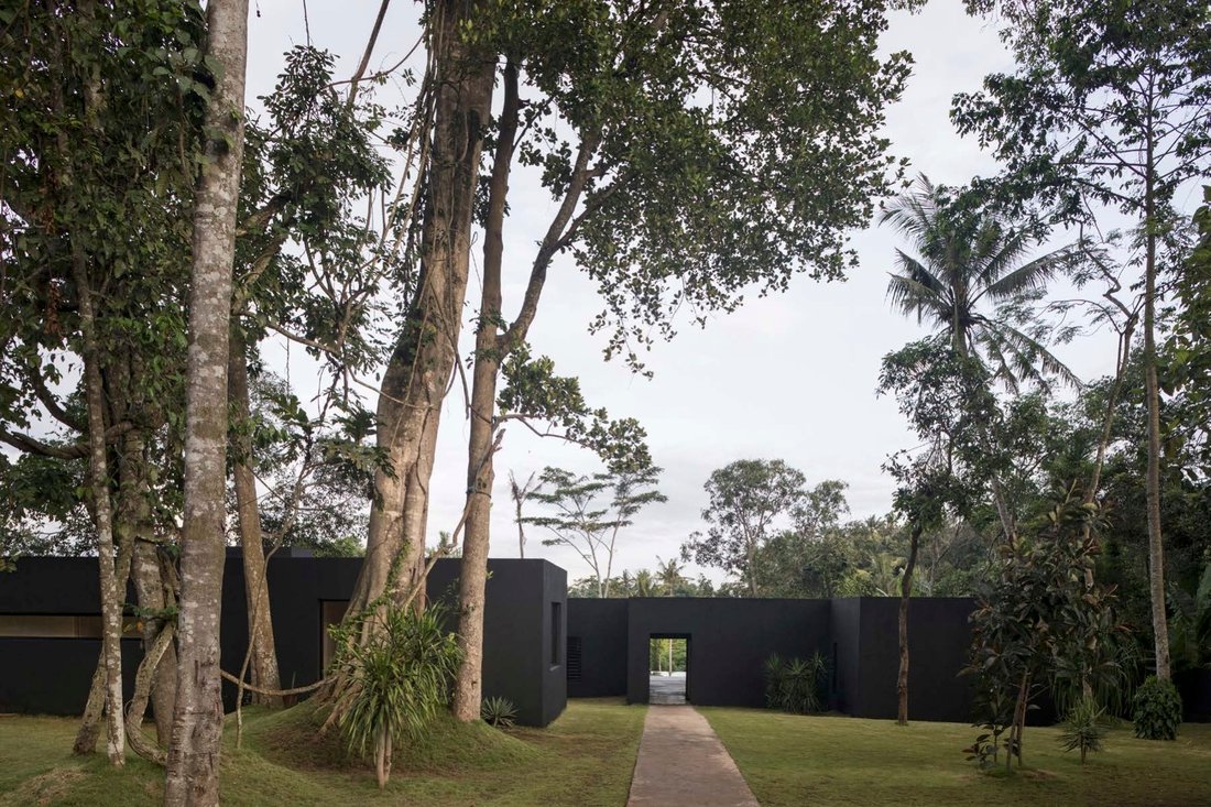 Villa in Pantai Nyanyi, Bali, Indonesia 3 - 12502873