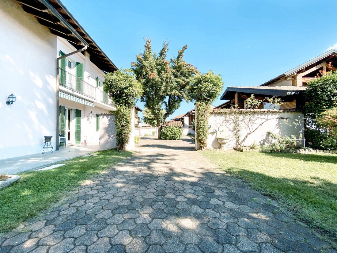 House in Suno, Piedmont, Italy 3 - 13290406