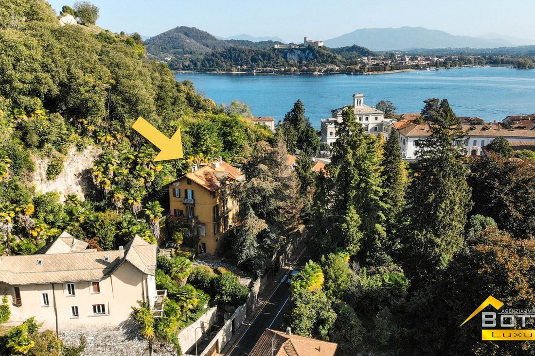 Villa à Arona, Piémont, Italie 3 - 13368911