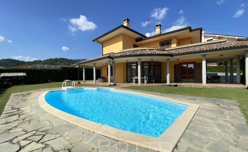 Villa in Grignasco, Piemont, Italien 1