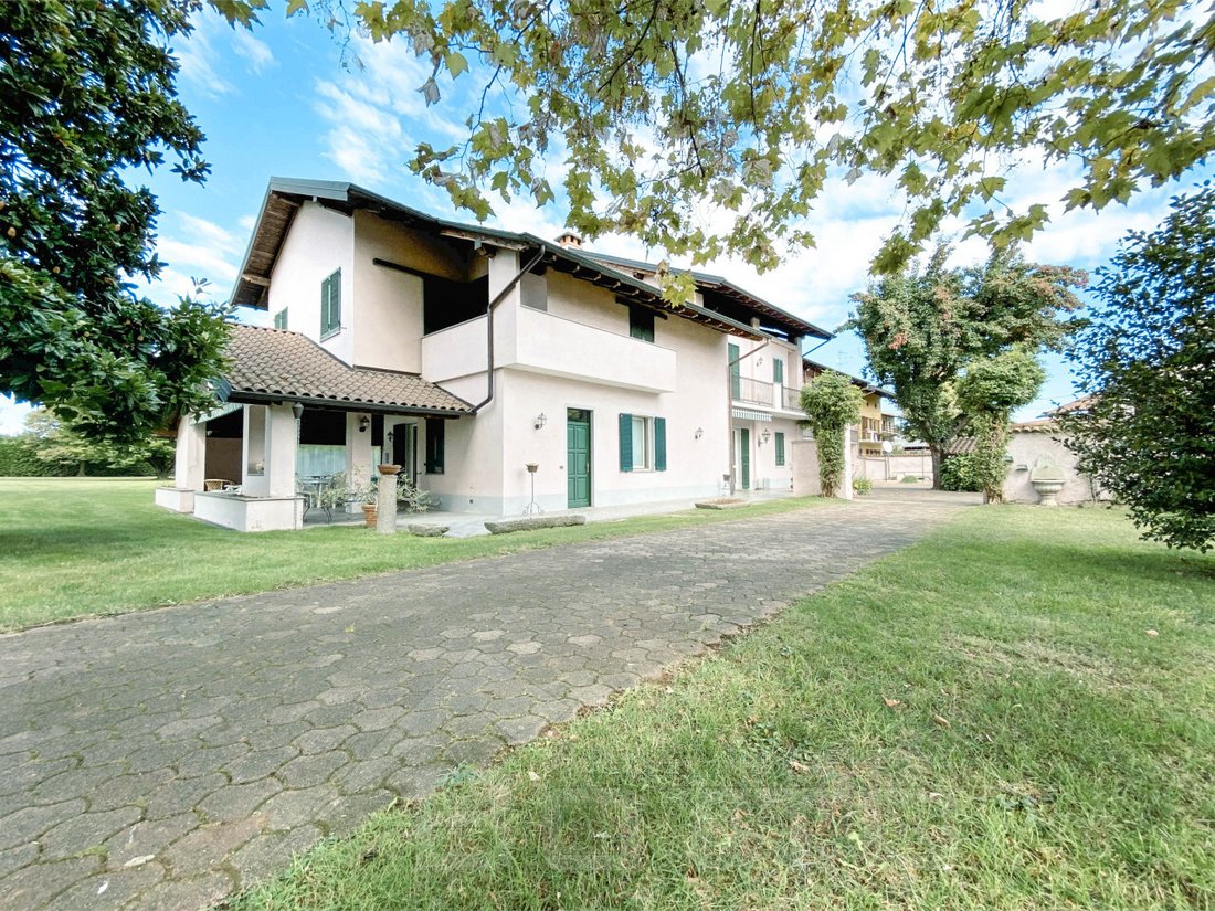 House in Suno, Piedmont, Italy 1 - 13290406