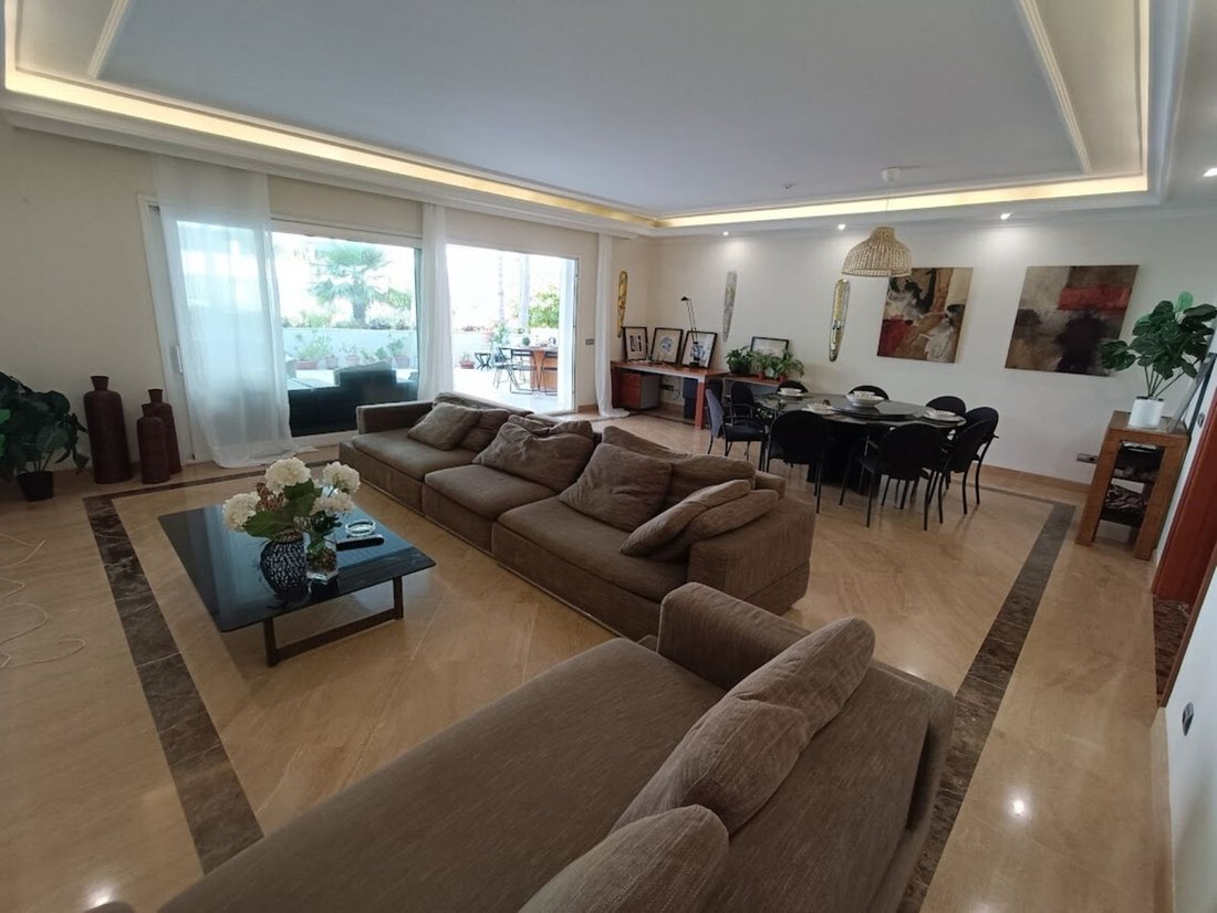 Apartment in Puerto Banus, Marbella, Spain 2 - 14076837
