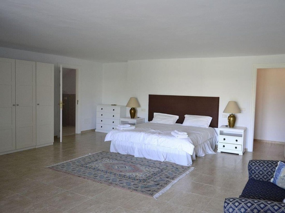 Villa in Benahavis, Andalusia, Spain 4 - 14076847