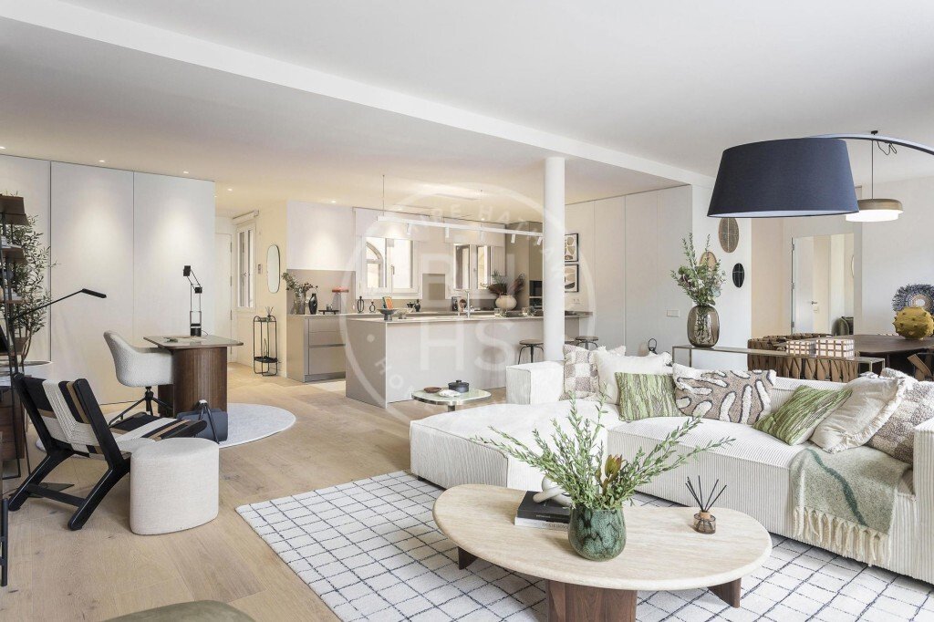 Apartment in Eixample, Barcelona, Spain 3 - 13868229