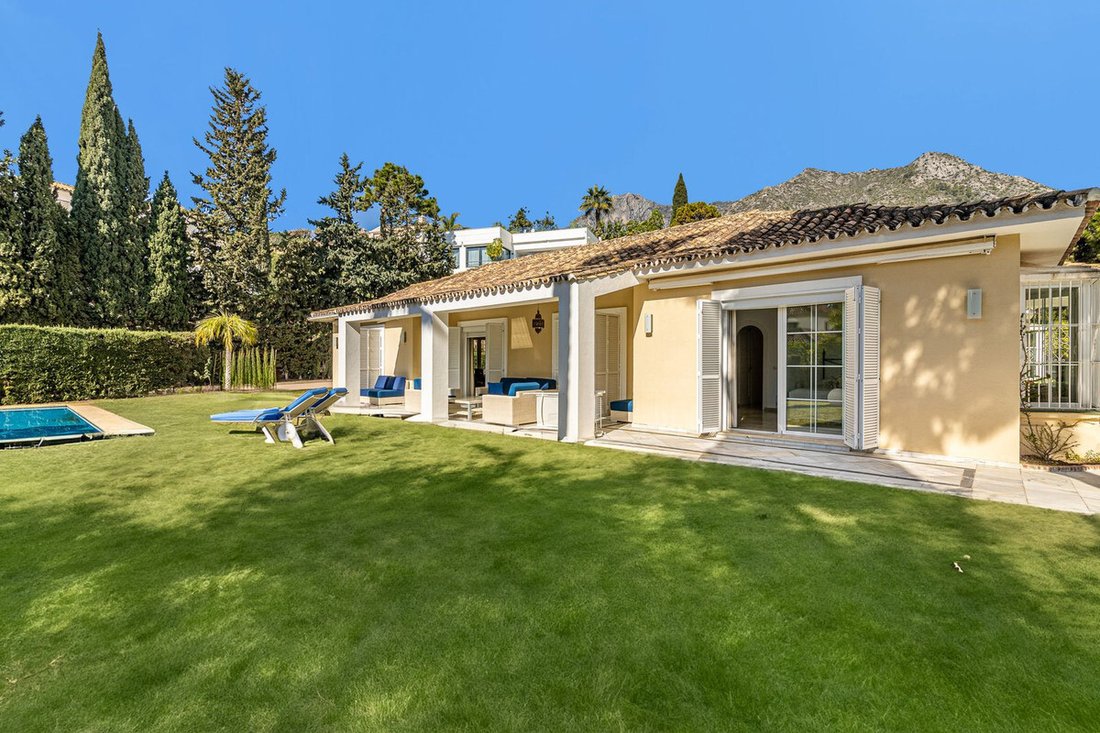Villa in Sierra Blanca, Marbella, Spain 4 - 14077003