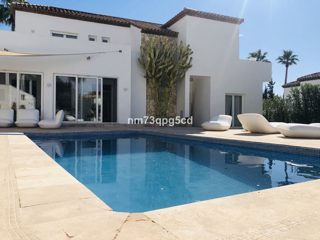 Villa in Puerto Banus, Marbella, Spain 1 - 11283802