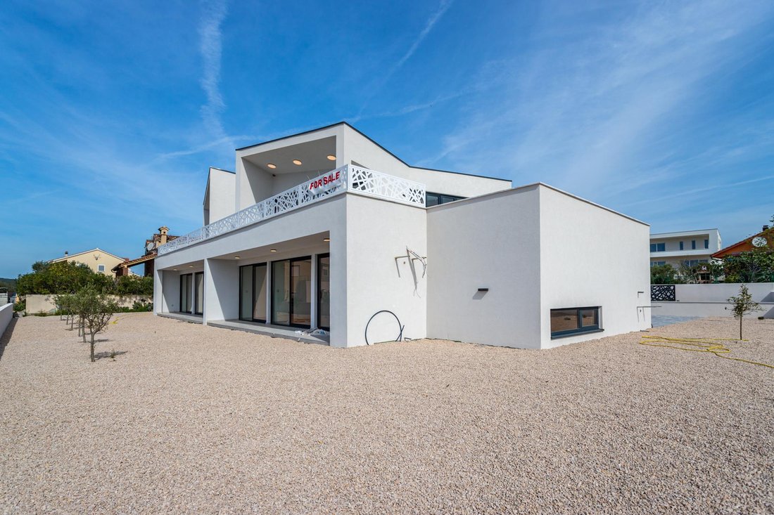 Villa in Vodice, Sibenik-Knin County, Croatia 1 - 14077362
