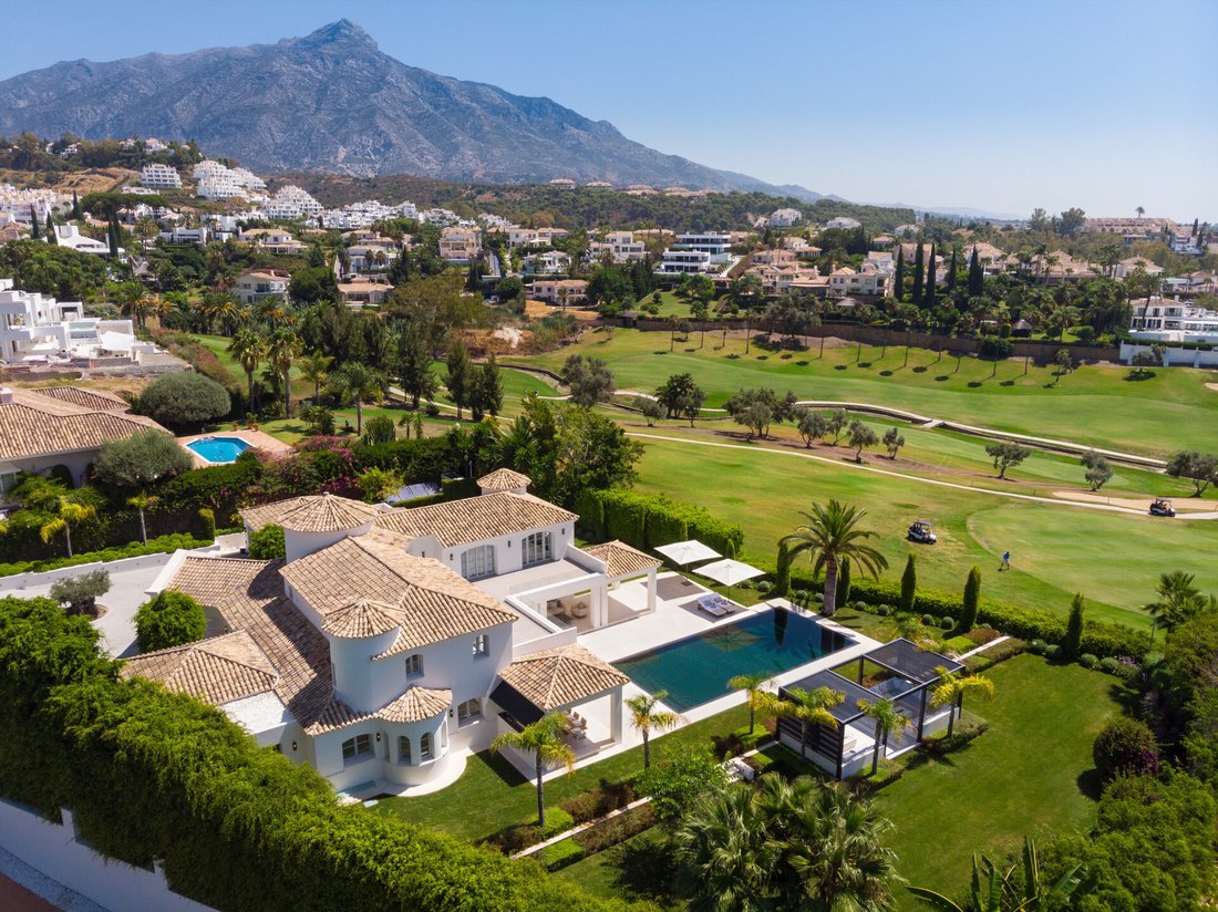 Villa in Marbella, Andalusia, Spain 1 - 14079696