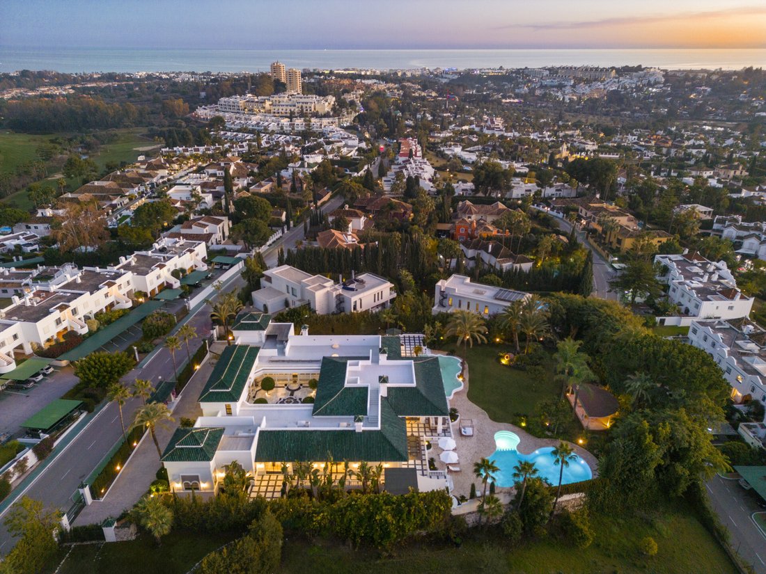 Villa in Puerto Banus, Marbella, Spain 3 - 14079685