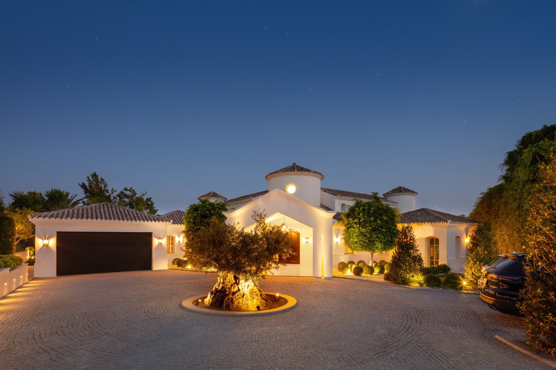 Villa in Marbella, Andalusia, Spain 3 - 14079696