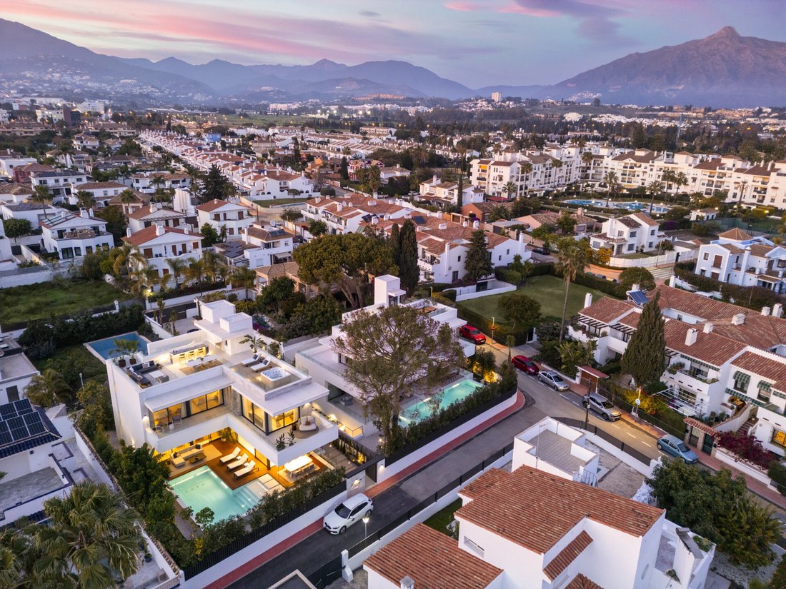 Villa in Marbella, Andalusia, Spain 4 - 14079693