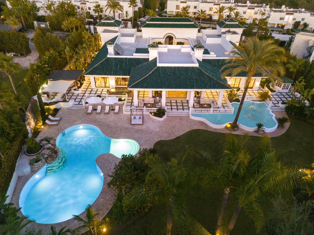 Villa in Puerto Banus, Marbella, Spain 1 - 14079685