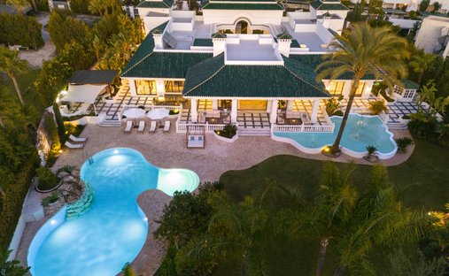 Villa in Puerto Banus, Marbella, Spain 1