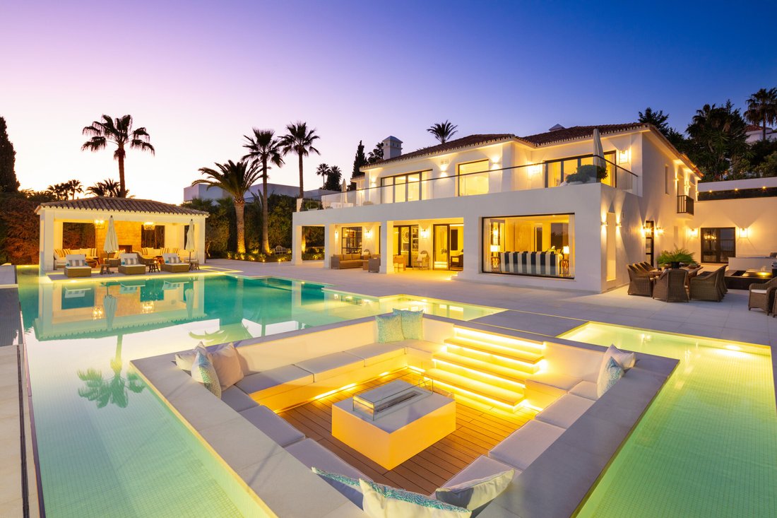 Villa in Puerto Banus, Marbella, Spain 2 - 14079681