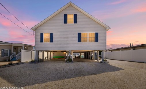 House in Stafford Township, New Jersey, United States 1