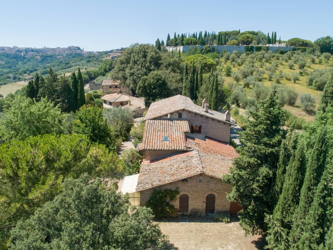Villa in Monteluce, Perugia, Italy 3 - 14083314