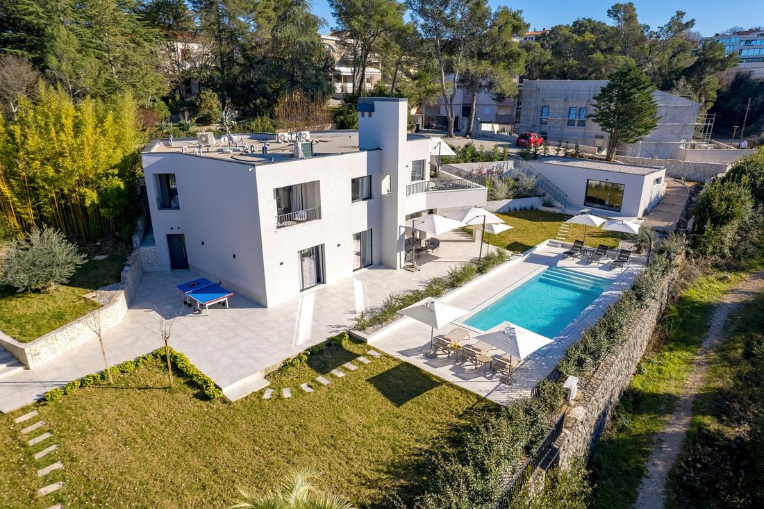Villa in Malinska, Primorje-Gorski Kotar County, Croatia 2 - 14082856
