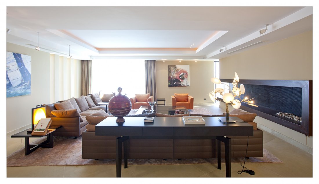 Villa in Sotogrande, San Roque, Andalusia 2 - 14081659