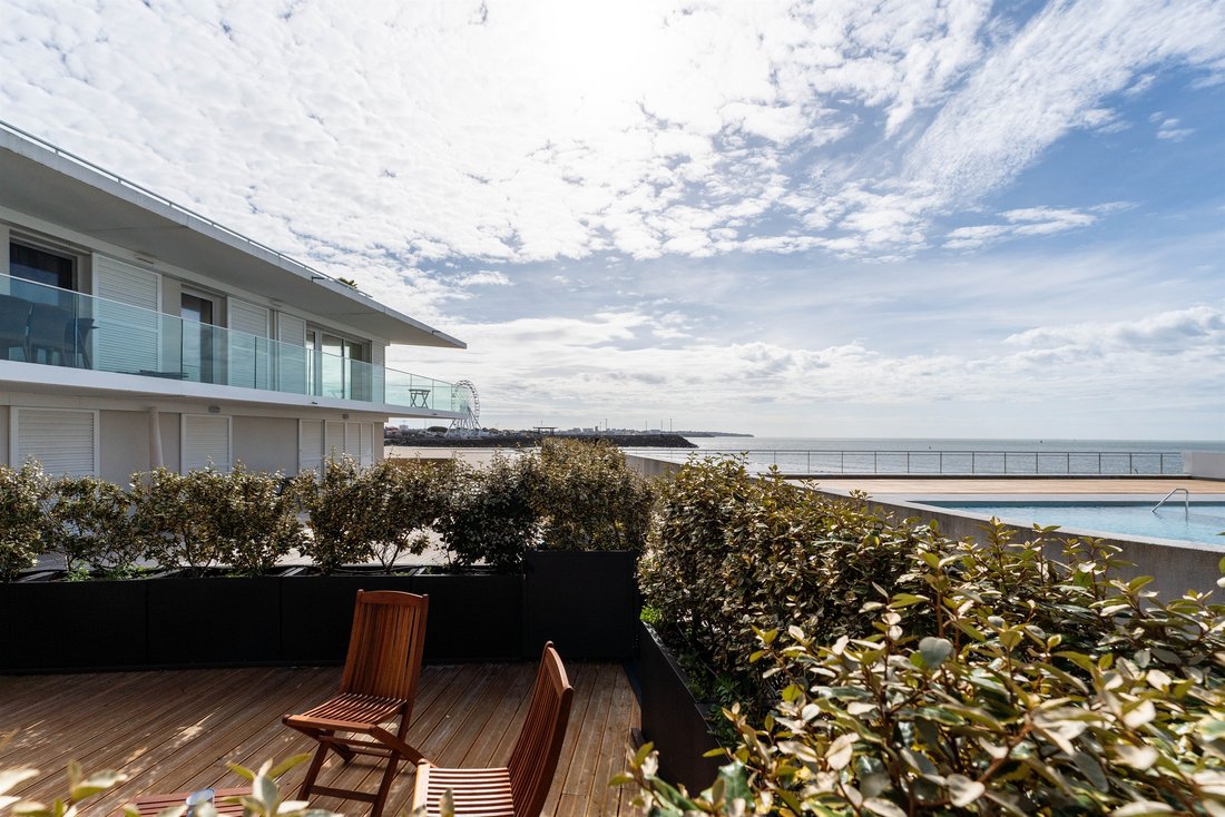 Apartment in Zone Industrielle et Commerciale, Royan, France 2 - 14085120