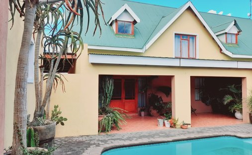 House in Worcester, Western Cape, South Africa 1