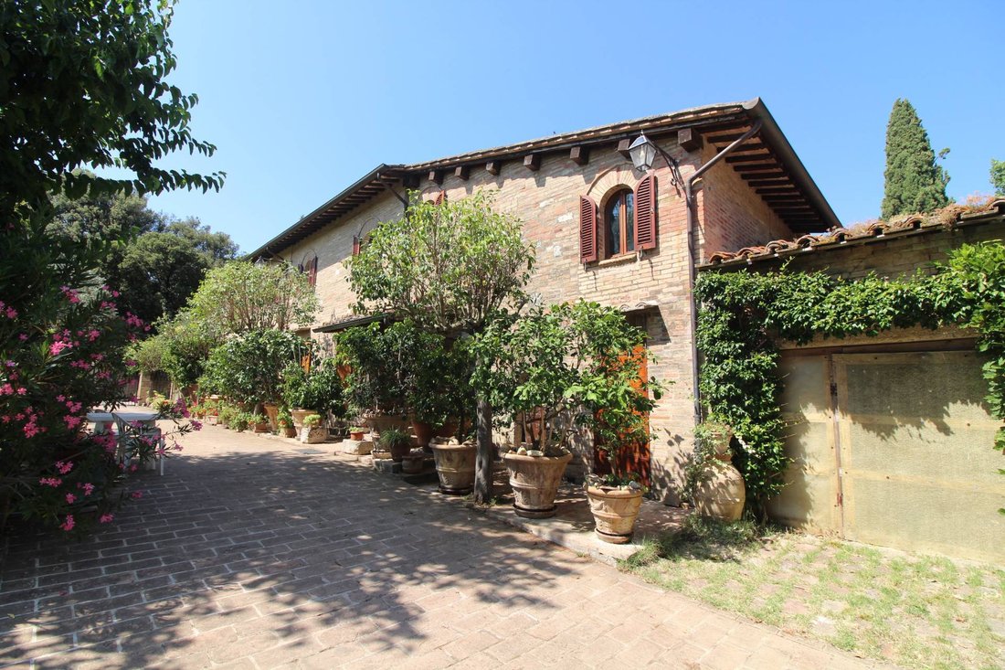 Villa in Monteluce, Perugia, Italy 1 - 14083314