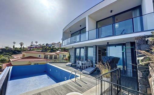 Villa in Reed, Madeira, Portugal 1