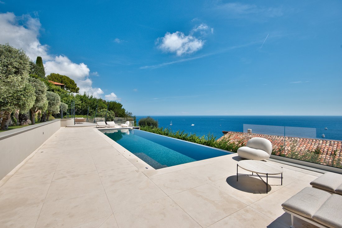 Villa in Beaulieu-sur-Mer, Provence-Alpes-Côte d'Azur, France 5 - 13859944