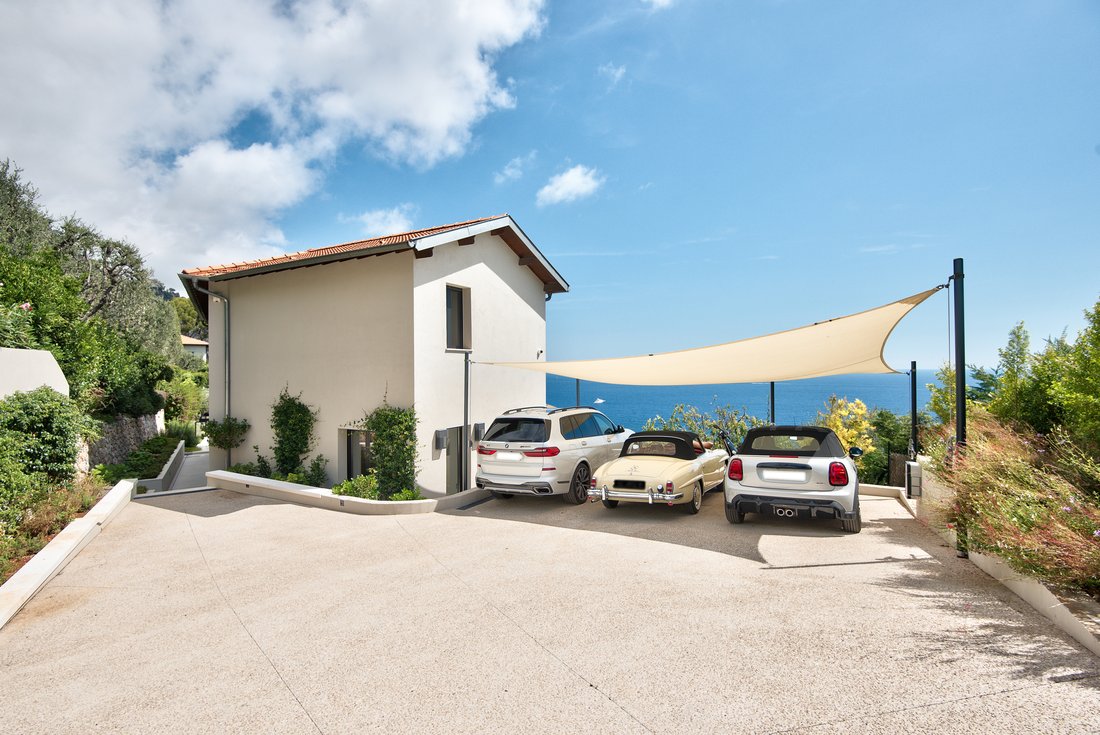 Villa in Beaulieu-sur-Mer, Provence-Alpes-Côte d'Azur, France 3 - 13859944