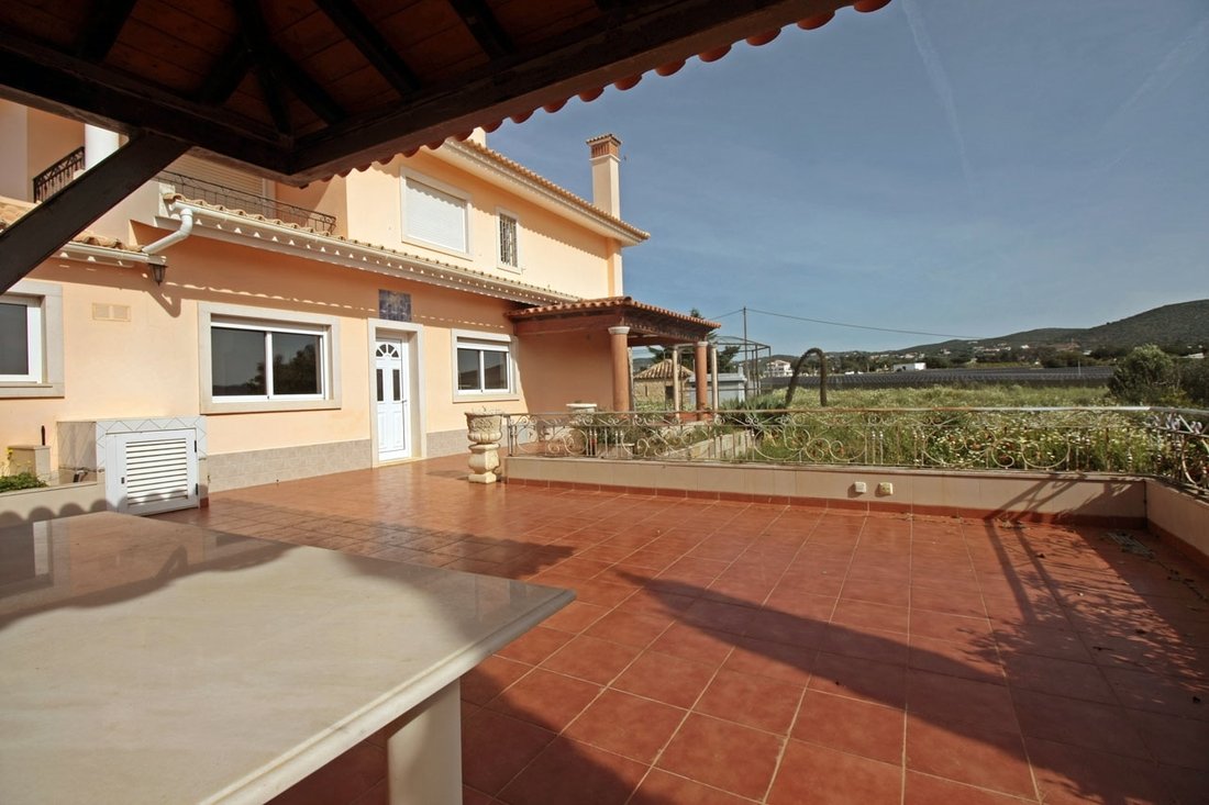 House in Faro (Se e Sao Pedro), Algarve, Portugal 1 - 14086815