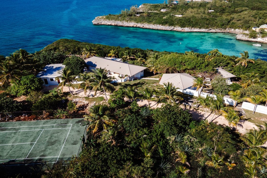 Gregory Town, North Eleuthera, The Bahamas 1 - 14090511