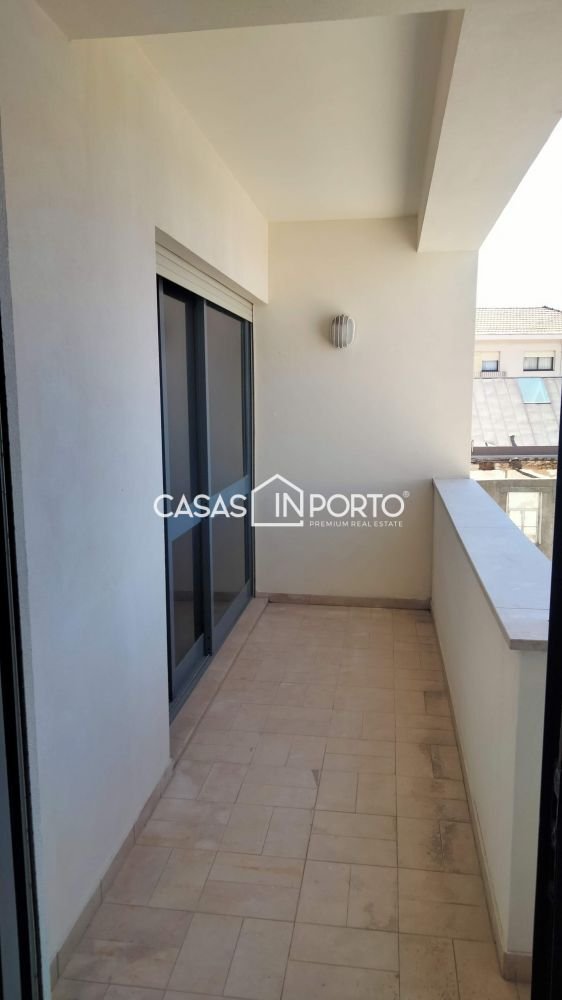 Apartment in Cedofeita, Santo Ildefonso, Se, Miragaia, Sao Nicolau e Vitoria, Porto District, Portugal 5 - 13532344
