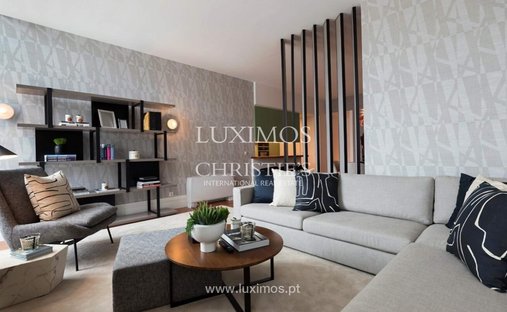 Apartment in Cedofeita, Santo Ildefonso, Se, Miragaia, Sao Nicolau e Vitoria, Porto District, Portugal 1
