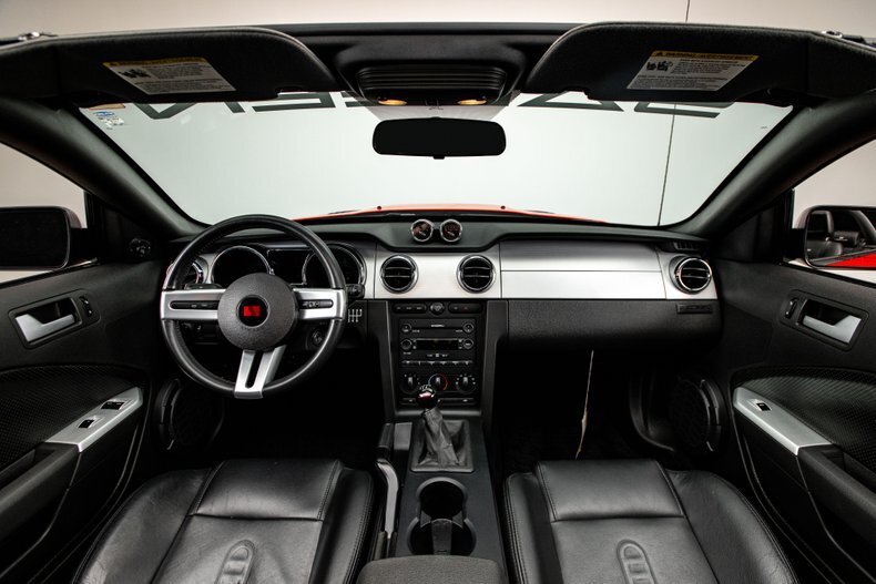 Cabriolet in Charlotte, United States 3 - 13675761