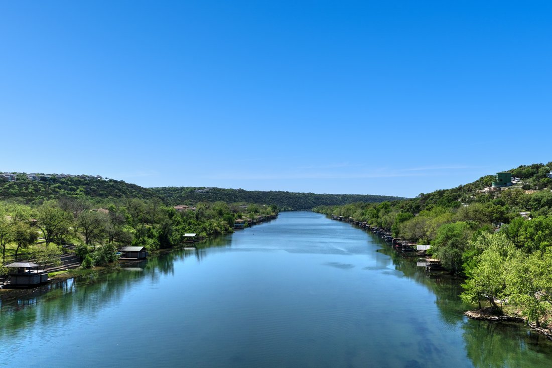 Brass Buttons Bungalow Of Lake Austin In Austin, Texas, United States 