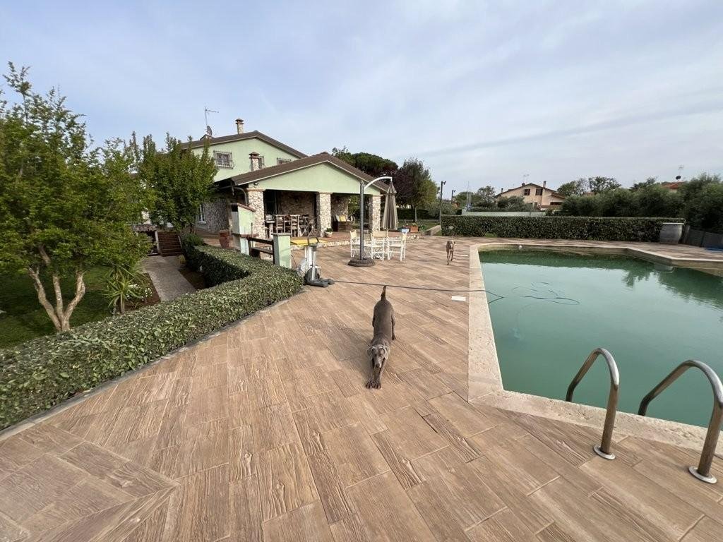 Villa in San Vincenzo, Tuscany, Italy 2 - 14087891