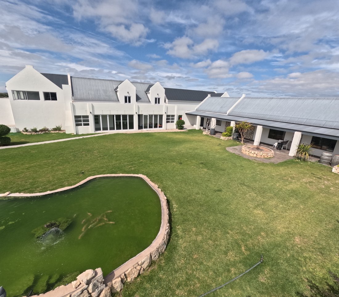 Estate in Langebaan, Western Cape, South Africa 1 - 14086780