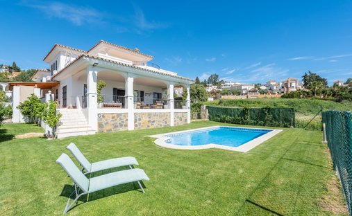 Villa en Estepona, Andalucía, España 1