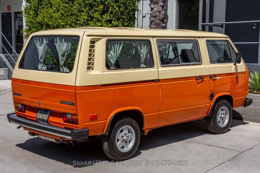Volkswagen Vanagon in Los Angeles, CA 5 - 14092255