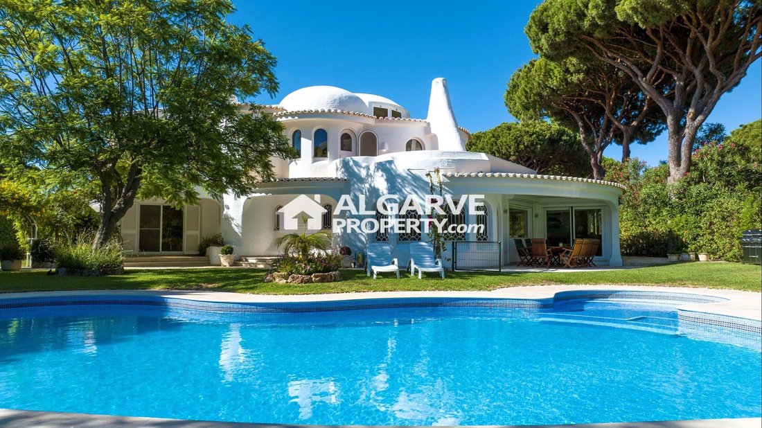 Villa in Vilamoura, Quarteira, Algarve 1 - 14090758