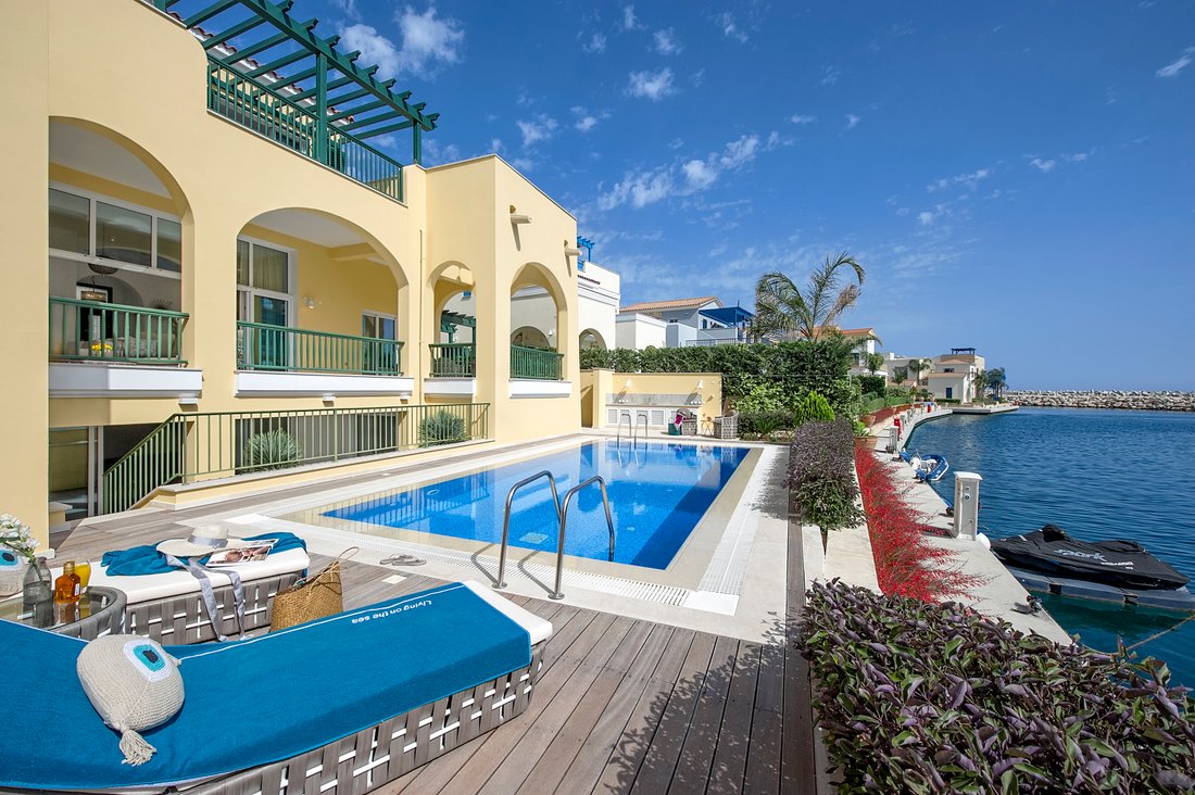 Villa in Limassol, Limassol, Cyprus 1 - 14087764