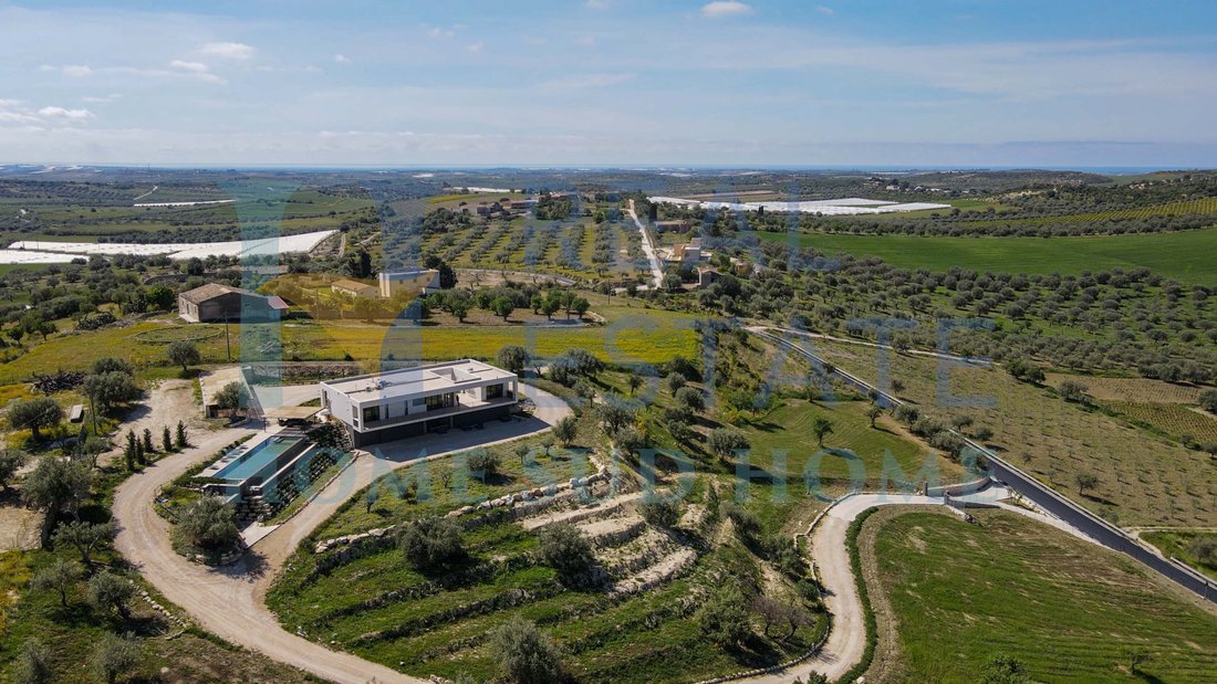 Villa in Center, Noto, Sicily 2 - 14095828