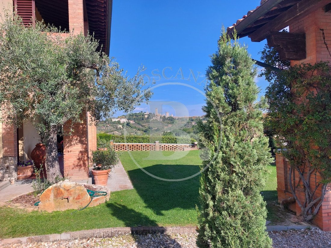 Villa in San Gimignano, Tuscany, Italy 1 - 14096010