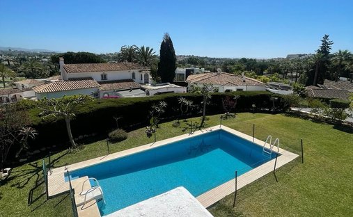 Villa in Puerto Banus, Marbella, Spain 1